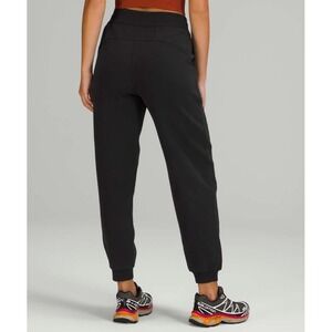 Lululemon Scuba Relaxed‎ High Rise Jogger Black Lightweight Drawstring Size 8